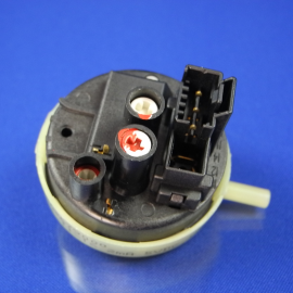 C00263271 Реле рівня 1 L.80 -55 + ANTIOWER380 (482000030664) для пральної машини Indesit 