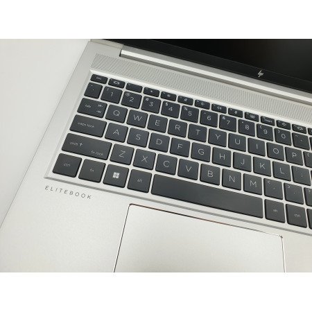 Ультрабук HP EliteBook 650 G9 / 15.6" (1920x1080) IPS / Intel Core i5-1245U (10 (12) ядер по 1.2 - 4.4 GHz) / 16 GB DDR4 / 256 GB SSD / Intel Iris Xe Graphics / WebCam / TouchID б/в