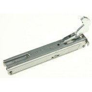 709116 Петля дверей для духовки Hisense/Gorenje