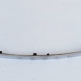 1026649-00-D Накладка TESLA кришки багажника хром Tesla Model S, Model SR (Розборка)