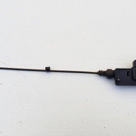 1061816-00-B Привід замка капота лівий Tesla Model SR (Розборка)