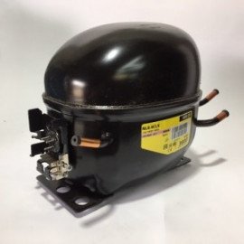 Компрессор Secop NL 8.4 CLX низкотемпературный 220/50 583W при Тк=-15С R404a/R507 в коробке CSR031Sp