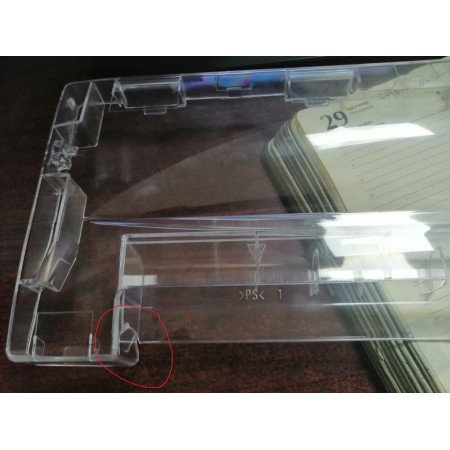 Уцінка  Откидная панель морозильного отделения холодильника 414x162x40 mm (EASY ICE) Indesit C00283721