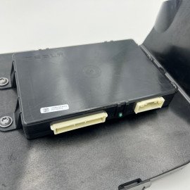 1060989-03-B rev.02 Блок контролю пневмопідвіски Tesla Model X 2017 (Розборка)