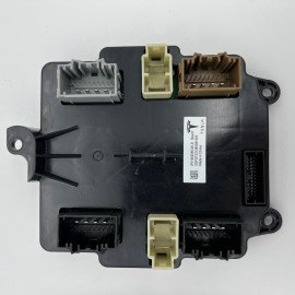 1062056-00-D rev.1 Блок керування задніх дверей Tesla Model S 2012 - 2021 (Розборка)