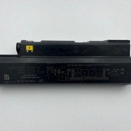 1119059-00-A Кришка блоку запобіжників Tesla Model X 16-21 (Розборка)