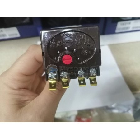 WTH429UN Термостат бойлера TMS T= 70-90°C, 250V, 20A L=300 mm квадратний Thermowatt [3412005]